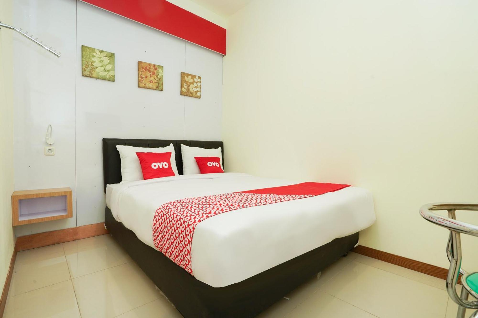 Super Oyo Flagship 3688 Pot Art Hotel Surabaya Exterior foto