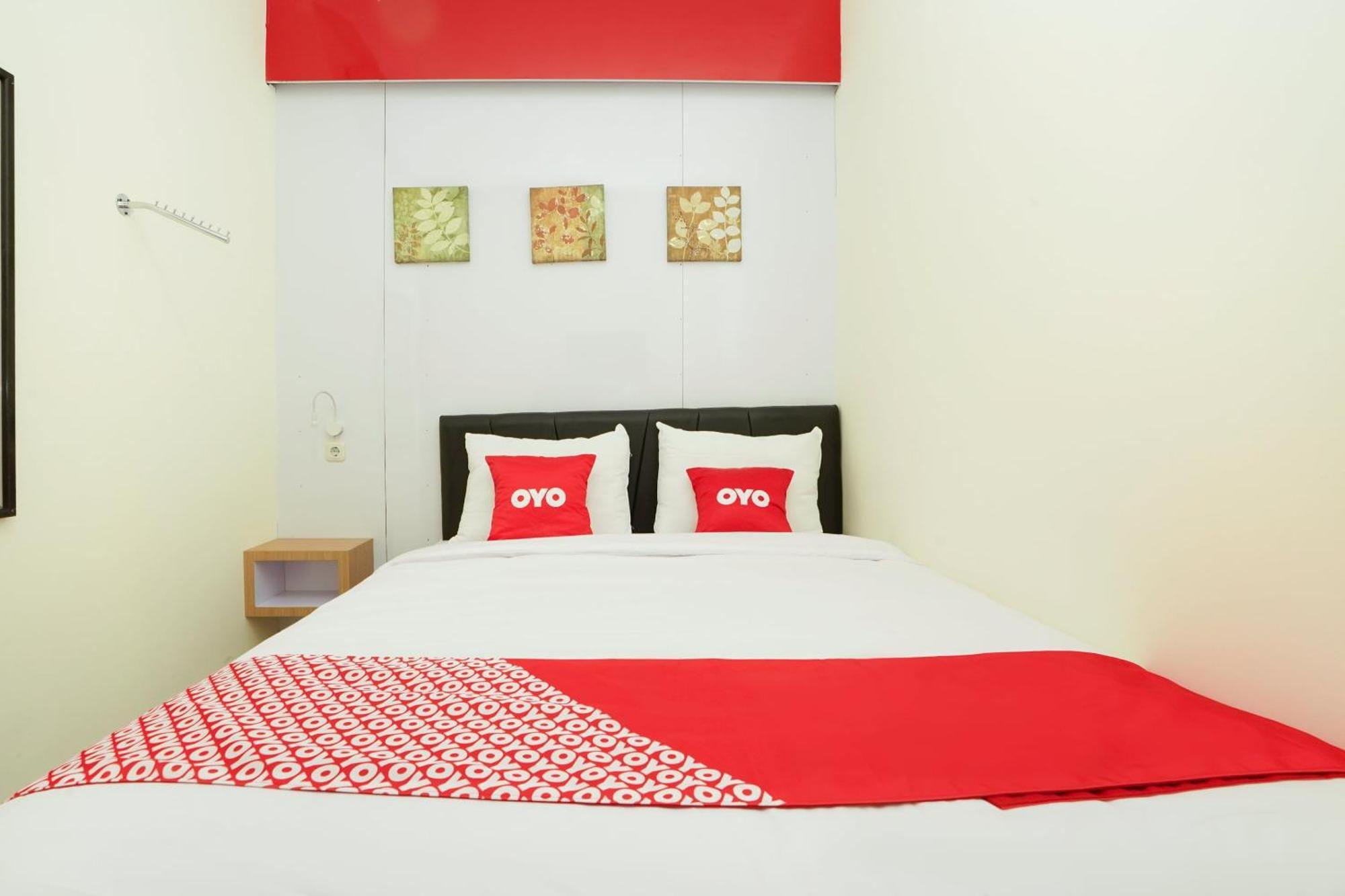 Super Oyo Flagship 3688 Pot Art Hotel Surabaya Exterior foto