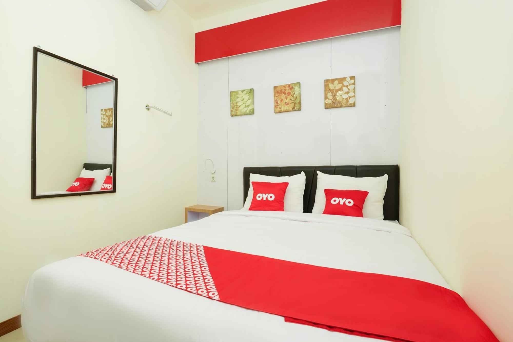 Super Oyo Flagship 3688 Pot Art Hotel Surabaya Exterior foto